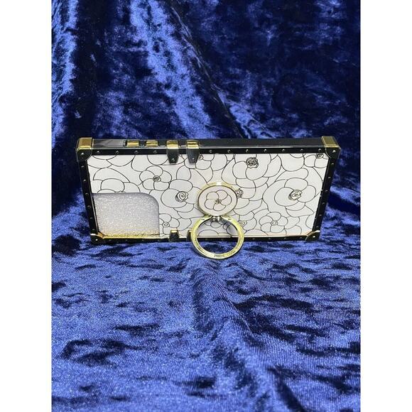 Iphone 14 PRO Phone case White Flower's With Gold accents and Black Trim - Picture 5 of 5